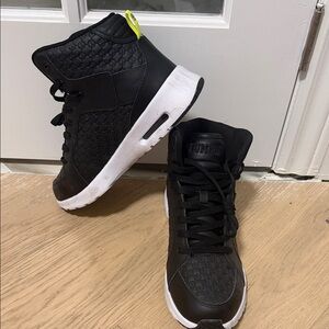 Zumba Fitness Black Sneakers with Neon Yellow Pull Tab